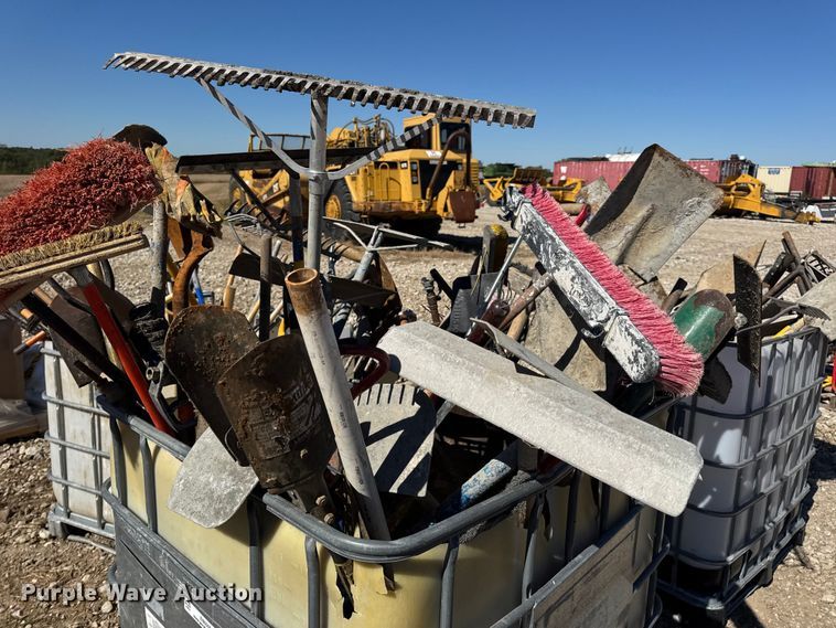 image for item EN0525 Tools