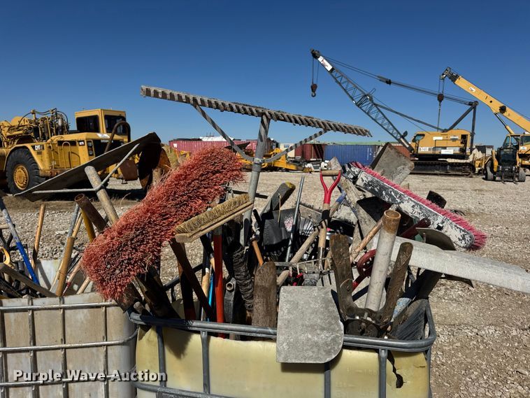 image for item EN0525 Tools