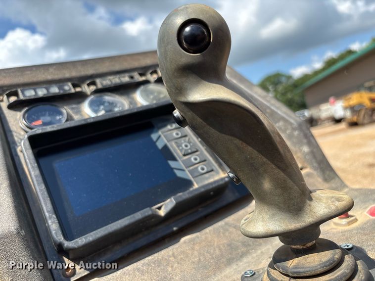 image for item EN5550 2007 Ditch Witch JT3020 All Terrain directional boring unit