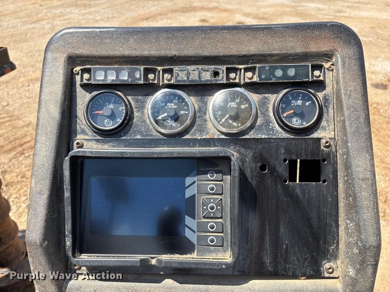 image for item EN5550 2007 Ditch Witch JT3020 All Terrain directional boring unit