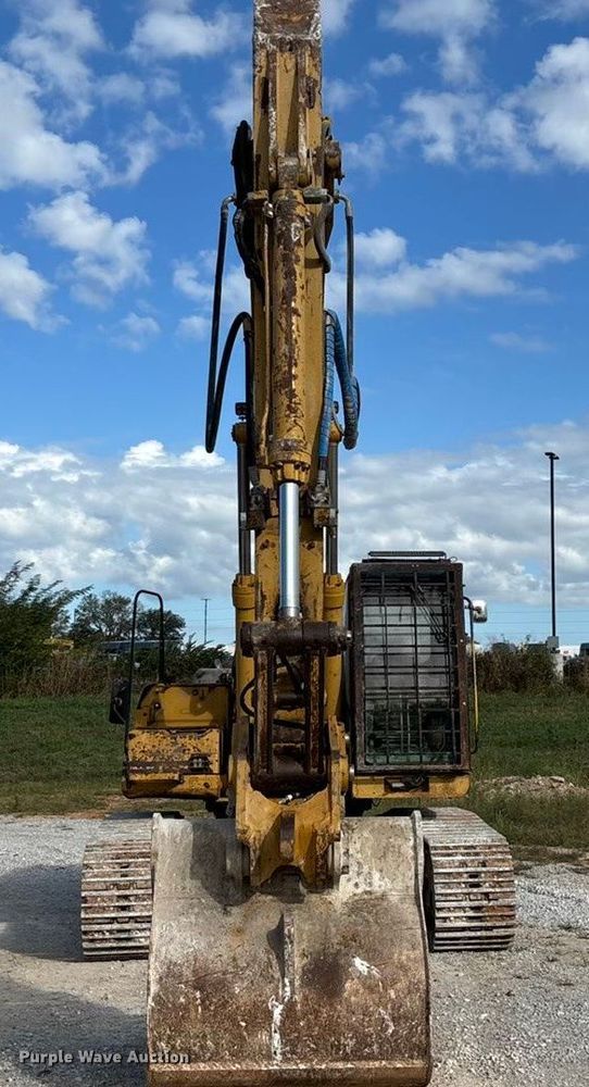 image for item EN5603 1998 Caterpillar 325B L excavator