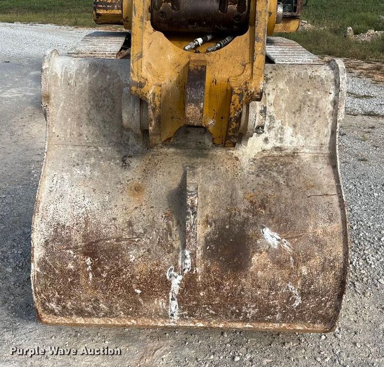 image for item EN5603 1998 Caterpillar 325B L excavator