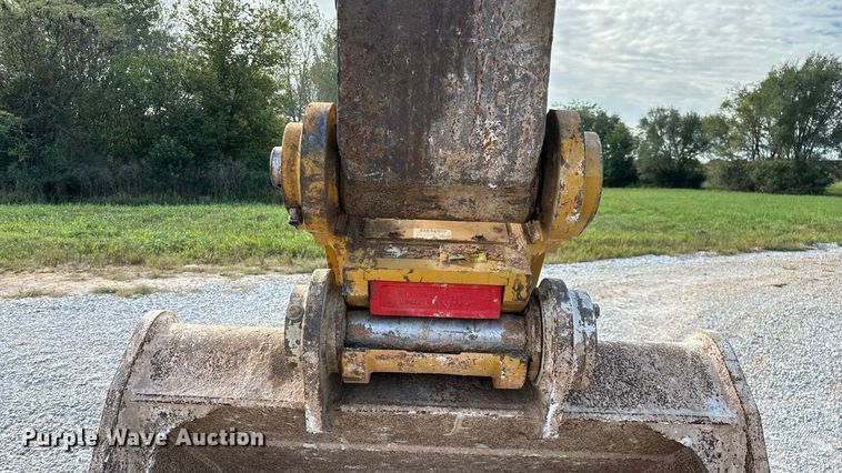 image for item EN5603 1998 Caterpillar 325B L excavator