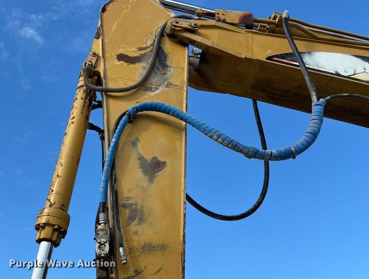 image for item EN5603 1998 Caterpillar 325B L excavator