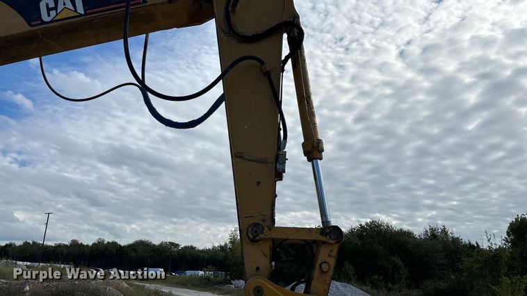 image for item EN5603 1998 Caterpillar 325B L excavator