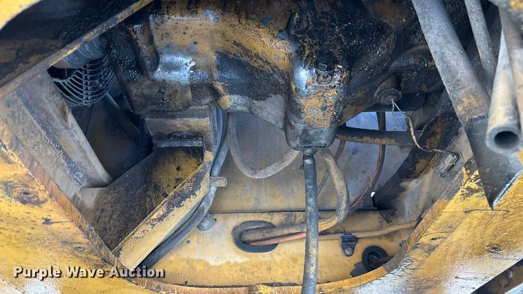 image for item EN5603 1998 Caterpillar 325B L excavator