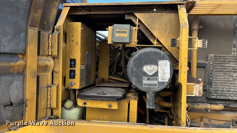 image for item EN5603 1998 Caterpillar 325B L excavator
