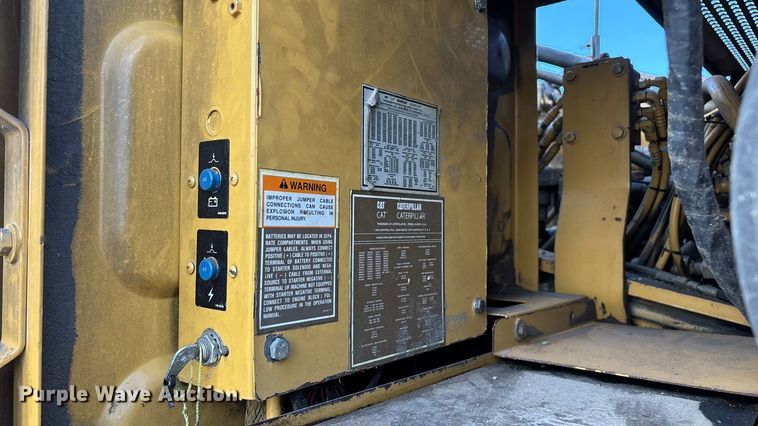 image for item EN5603 1998 Caterpillar 325B L excavator