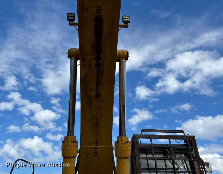 image for item EN5603 1998 Caterpillar 325B L excavator