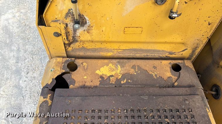 image for item EN5603 1998 Caterpillar 325B L excavator