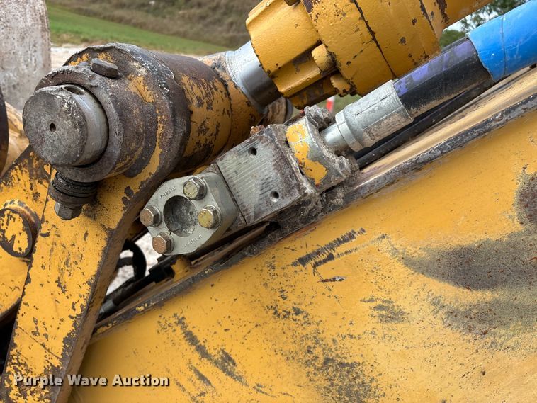 image for item EN5603 1998 Caterpillar 325B L excavator
