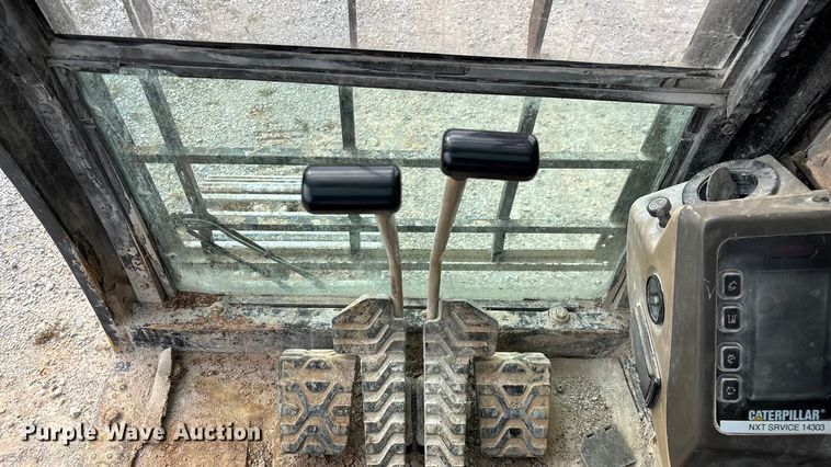 image for item EN5603 1998 Caterpillar 325B L excavator