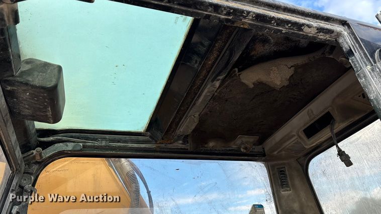 image for item EN5603 1998 Caterpillar 325B L excavator