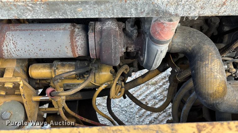 image for item EN5603 1998 Caterpillar 325B L excavator