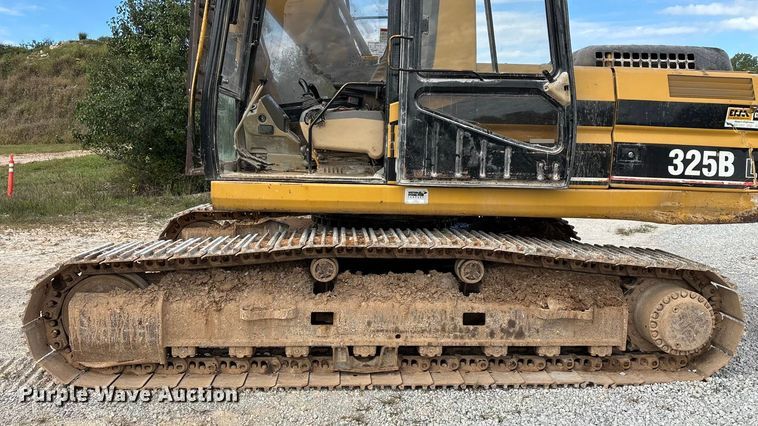 image for item EN5603 1998 Caterpillar 325B L excavator