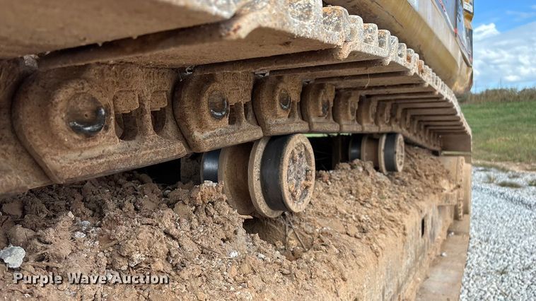 image for item EN5603 1998 Caterpillar 325B L excavator