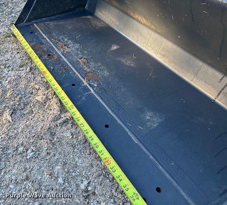 image for item EN5648 Landberd Equipment compact utility loader