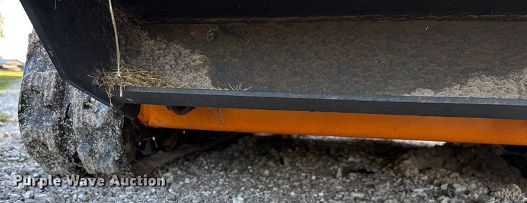 image for item EN5648 Landberd Equipment compact utility loader