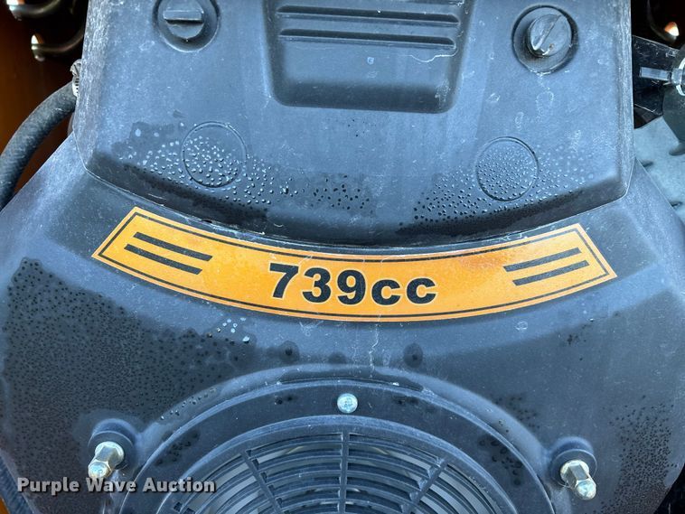 image for item EN5648 Landberd Equipment compact utility loader