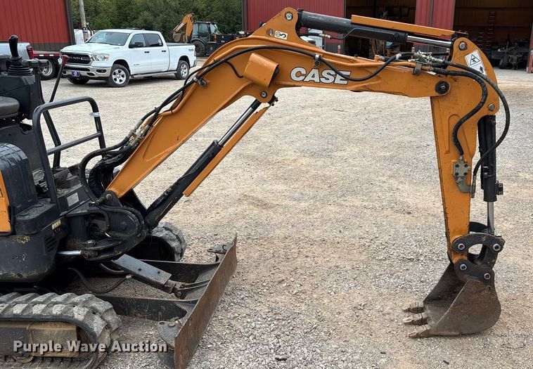 image for item EN5685 2017 Case CX17C mini excavator