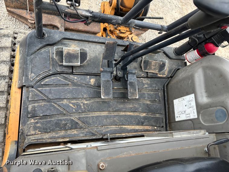 image for item EN5686 2014 Case CX17B mini excavator