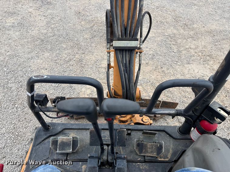 image for item EN5686 2014 Case CX17B mini excavator