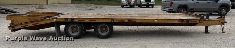 image for item EN5687 2004 Belshe equipment trailer
