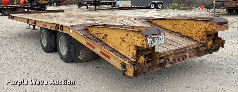 image for item EN5687 2004 Belshe equipment trailer