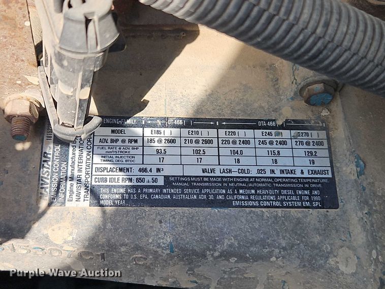 image for item EO4704 1991 International F4900 dump truck