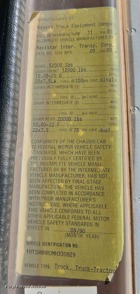 image for item EO4704 1991 International F4900 dump truck