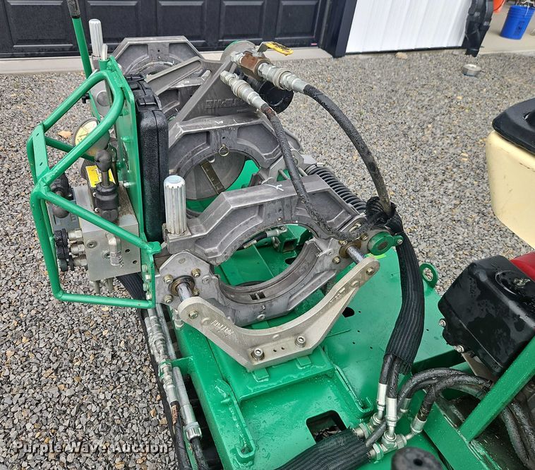 image for item EO4708 2011 McElroy TracStar 250/28 poly fusion machine