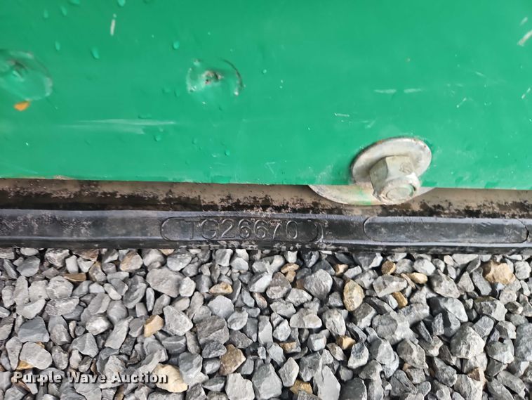 image for item EO4708 2011 McElroy TracStar 250/28 poly fusion machine