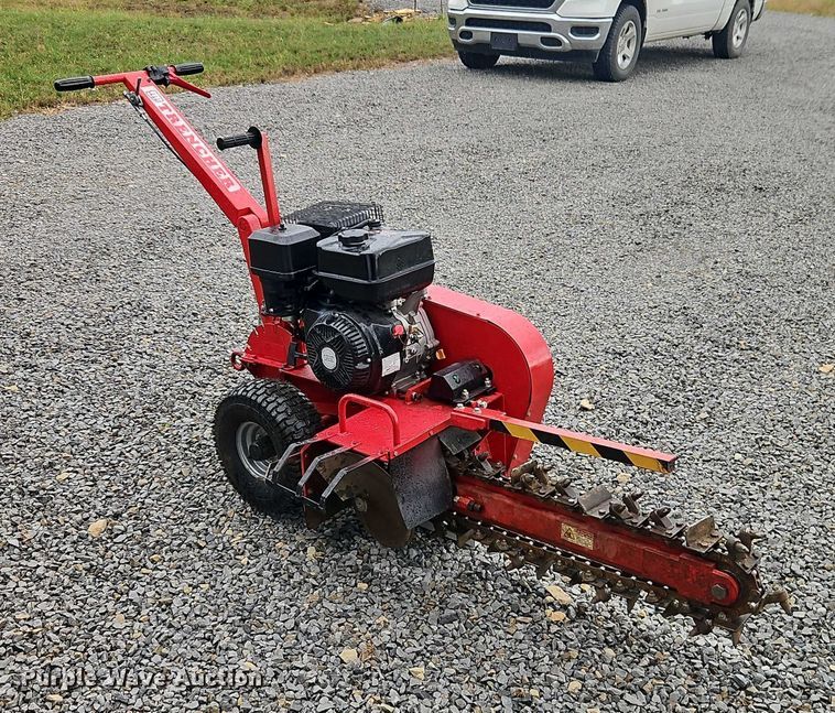 image for item EO4709 Trencher walk-behind trencher