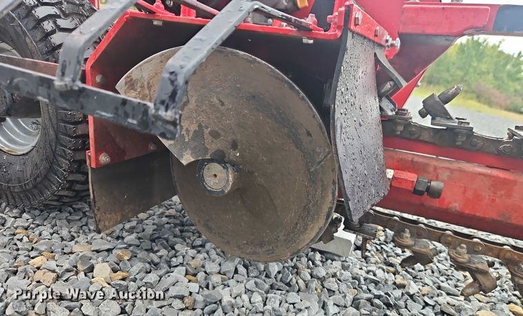 image for item EO4709 Trencher walk-behind trencher