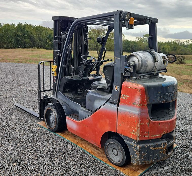 image for item EO4710 Toyota 8FGCU30 forklift