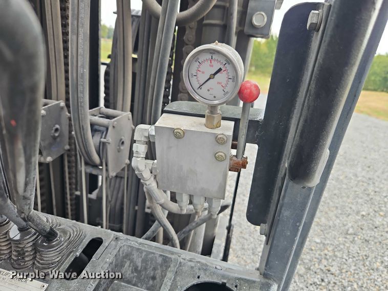 image for item EO4710 Toyota 8FGCU30 forklift