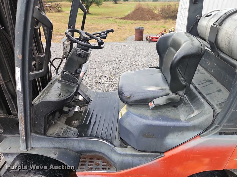 image for item EO4710 Toyota 8FGCU30 forklift