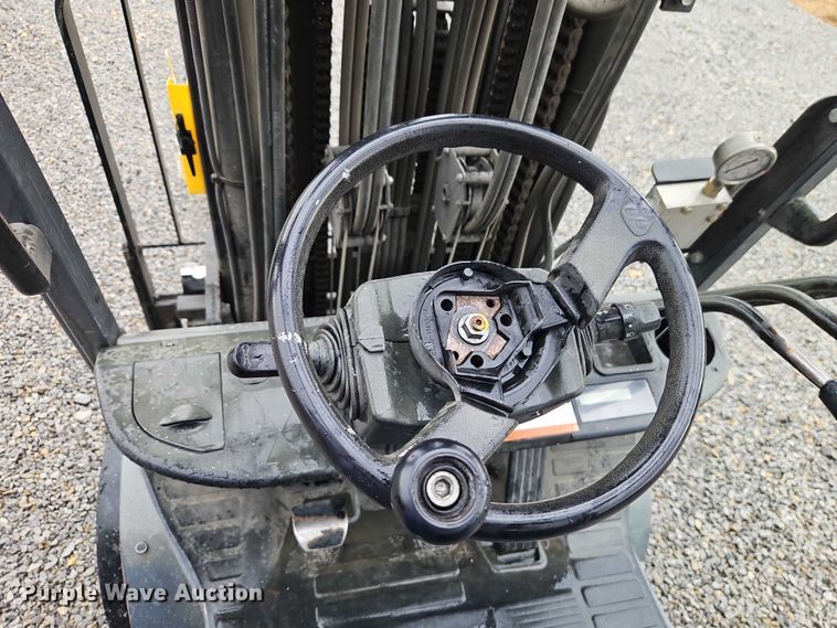 image for item EO4710 Toyota 8FGCU30 forklift