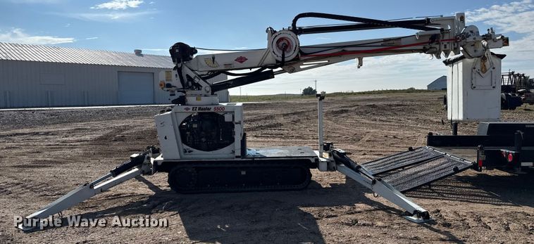 image for item EP0668 2011 SDP EZ Hauler 5500 backyard digger derrick