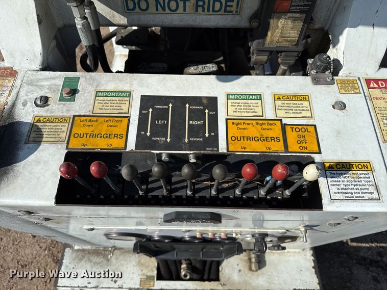 image for item EP0668 2011 SDP EZ Hauler 5500 backyard digger derrick