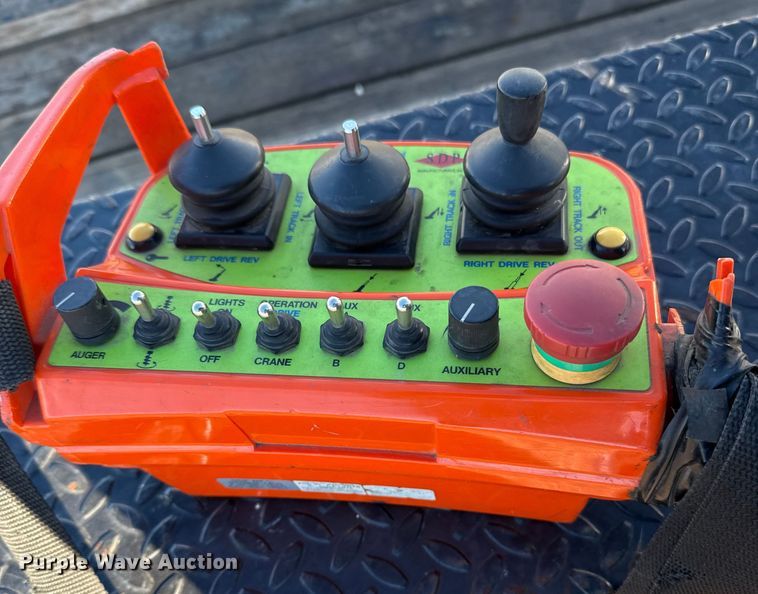 image for item EP0668 2011 SDP EZ Hauler 5500 backyard digger derrick