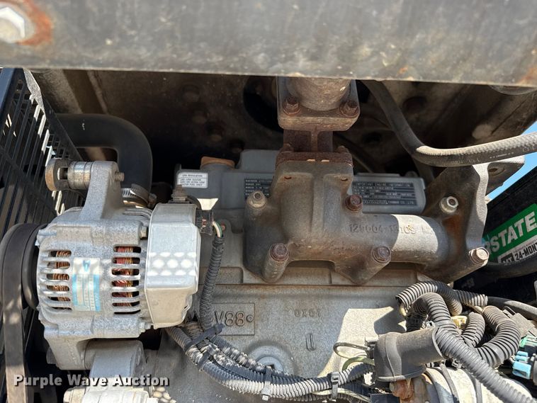 image for item EP0668 2011 SDP EZ Hauler 5500 backyard digger derrick