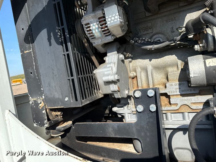 image for item EP0668 2011 SDP EZ Hauler 5500 backyard digger derrick