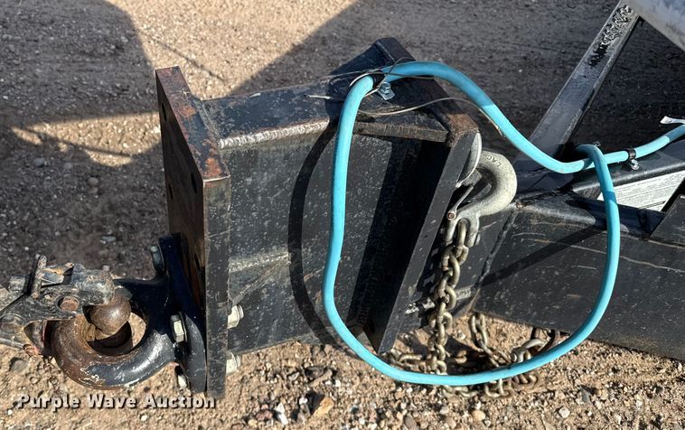 image for item EP0668 2011 SDP EZ Hauler 5500 backyard digger derrick