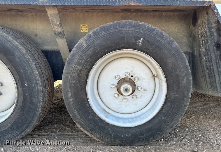 image for item EP0668 2011 SDP EZ Hauler 5500 backyard digger derrick