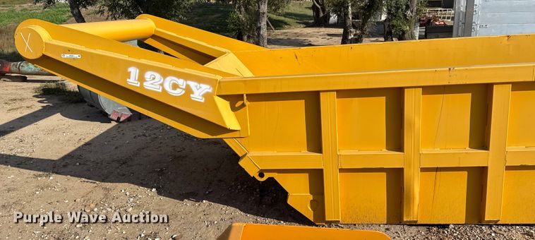 image for item EP0671 Bedding box