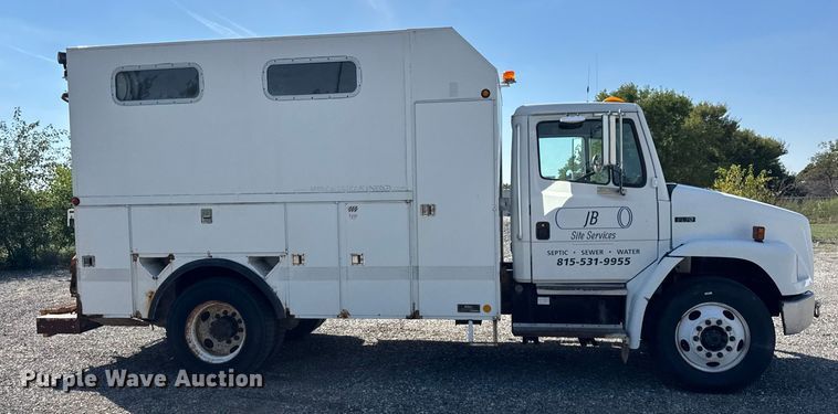 image for item ER0100 2001 Freightliner FL70 utility / service truck