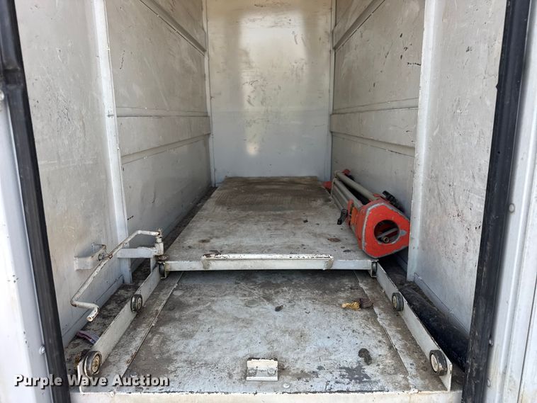 image for item ER0100 2001 Freightliner FL70 utility / service truck