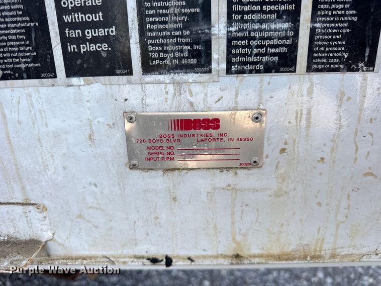 image for item ER0100 2001 Freightliner FL70 utility / service truck