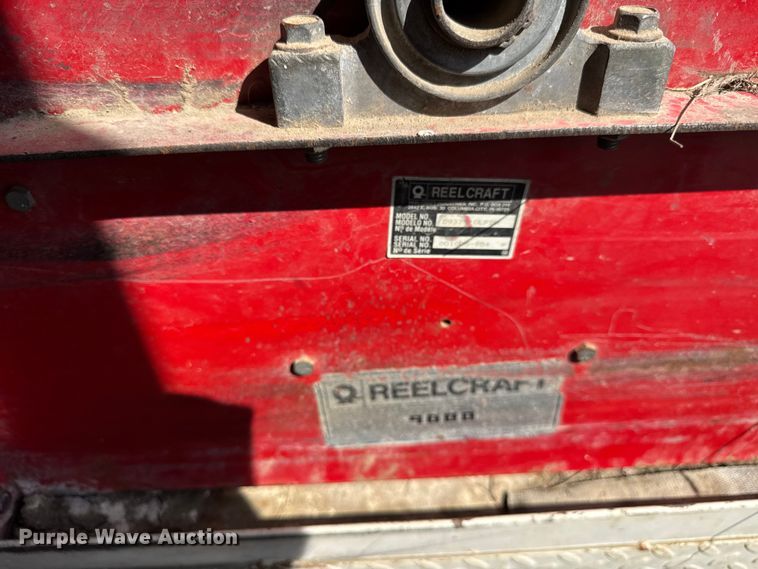 image for item ER0100 2001 Freightliner FL70 utility / service truck